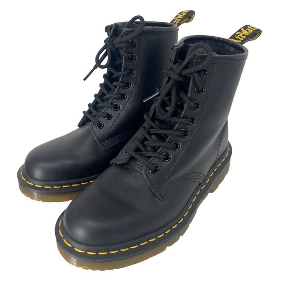 Dr. Martens Air Wair Black Leather Lace Up Ankle Combat Cushioned Boots US 6 New - Picture 2 of 10